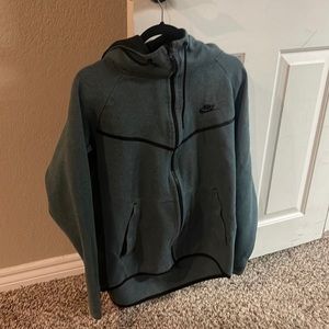 Nike tech fleece jacket